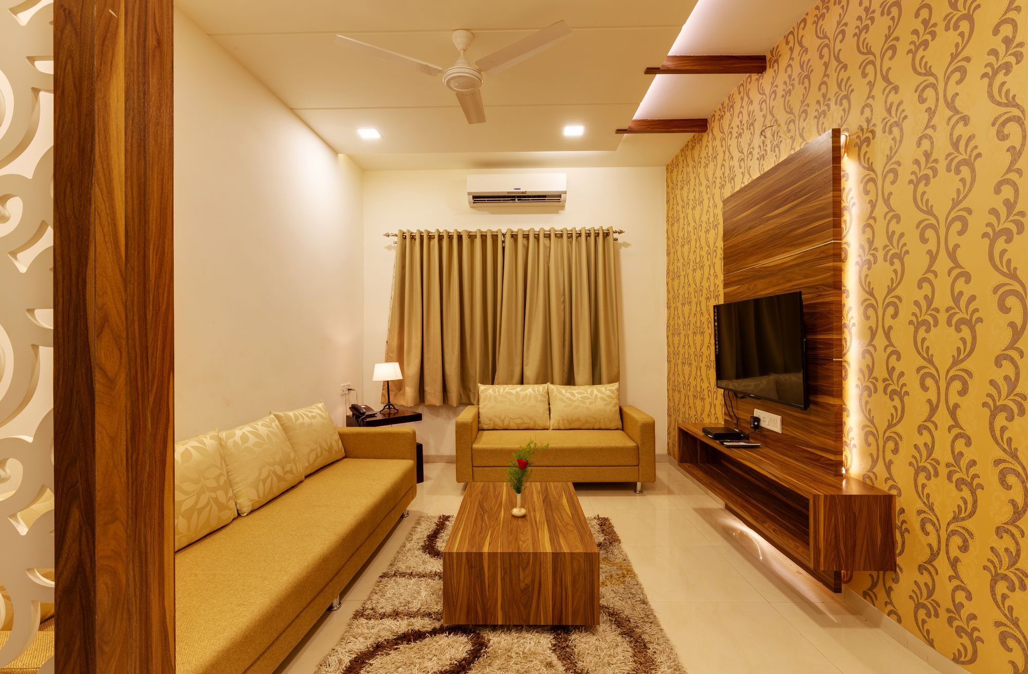 Hotel Woodland Kolhapur Exterior foto