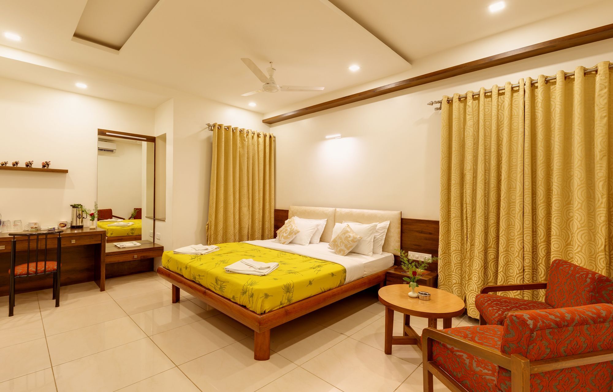 Hotel Woodland Kolhapur Exterior foto